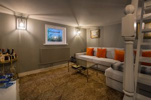 Photo 16- click for photo gallery